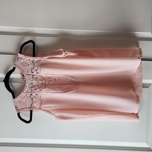 Halogen Lace and Crepe Sleeveless Top in Pink, Sz M - NWOT